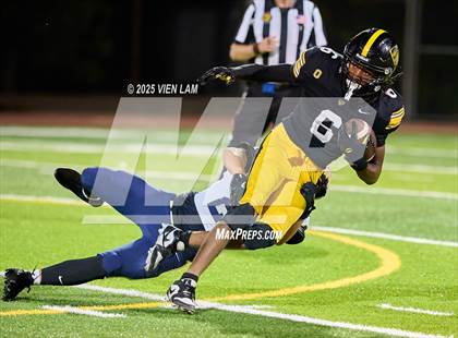 Thumbnail 3 in Mater Dei Catholic @ Bishop O'Dowd photogallery.