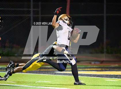 Thumbnail 2 in Mater Dei Catholic @ Bishop O'Dowd photogallery.
