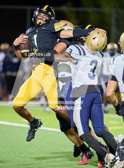 Thumbnail 1 in Mater Dei Catholic @ Bishop O'Dowd photogallery.