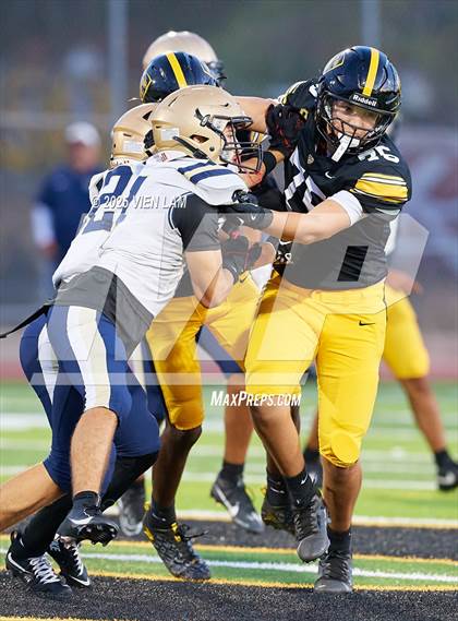 Thumbnail 2 in Mater Dei Catholic @ Bishop O'Dowd photogallery.