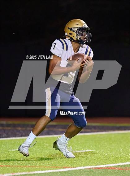 Thumbnail 2 in Mater Dei Catholic @ Bishop O'Dowd photogallery.