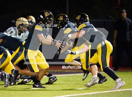 Thumbnail 1 in Mater Dei Catholic @ Bishop O'Dowd photogallery.