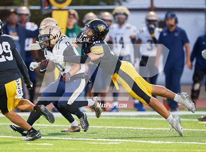 Thumbnail 1 in Mater Dei Catholic @ Bishop O'Dowd photogallery.