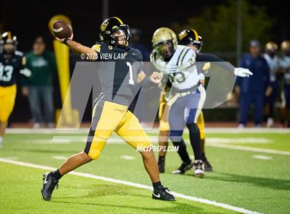 Thumbnail 1 in Mater Dei Catholic @ Bishop O'Dowd photogallery.