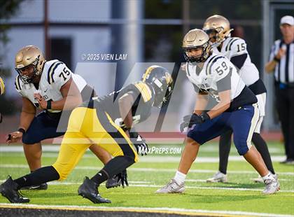 Thumbnail 2 in Mater Dei Catholic @ Bishop O'Dowd photogallery.