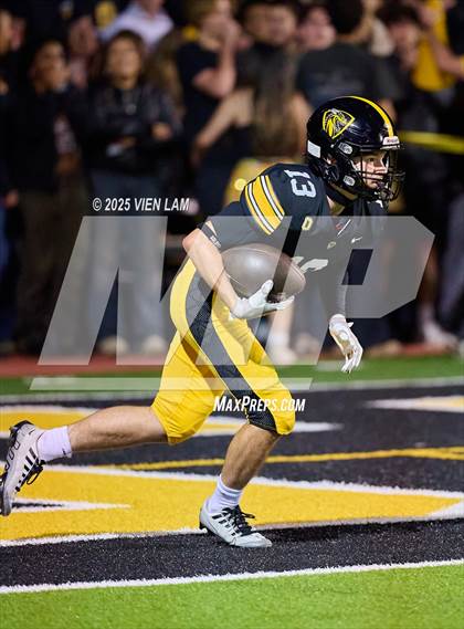 Thumbnail 2 in Mater Dei Catholic @ Bishop O'Dowd photogallery.