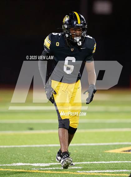Thumbnail 3 in Mater Dei Catholic @ Bishop O'Dowd photogallery.