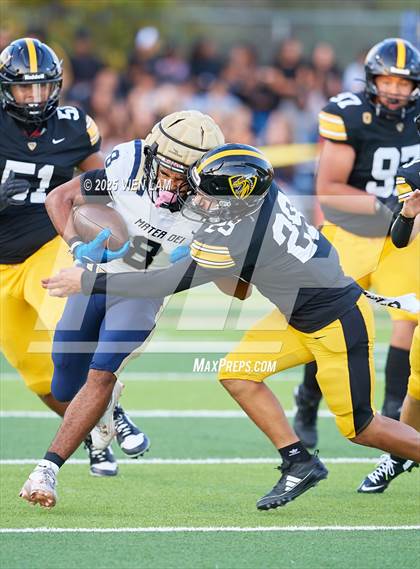 Thumbnail 2 in Mater Dei Catholic @ Bishop O'Dowd photogallery.