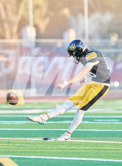 Thumbnail 2 in Mater Dei Catholic @ Bishop O'Dowd photogallery.