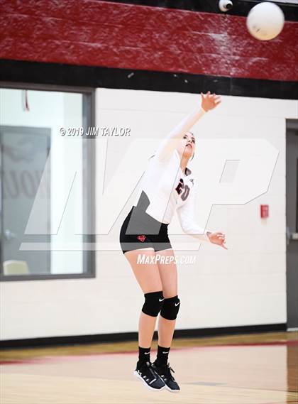 Thumbnail 2 in Gustine @ Strawn photogallery.