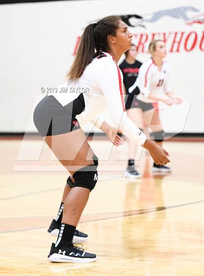 Thumbnail 2 in Gustine @ Strawn photogallery.