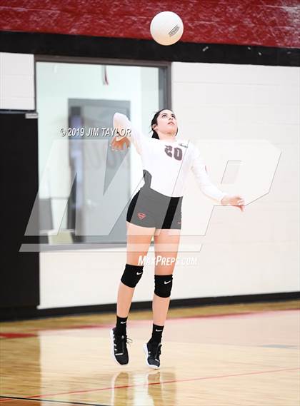 Thumbnail 1 in Gustine @ Strawn photogallery.