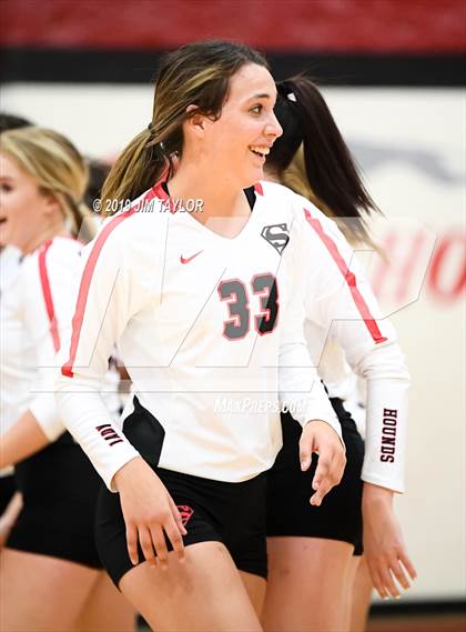 Thumbnail 1 in Gustine @ Strawn photogallery.