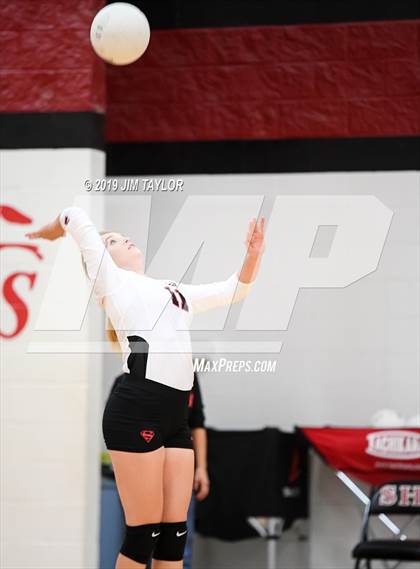 Thumbnail 2 in Gustine @ Strawn photogallery.