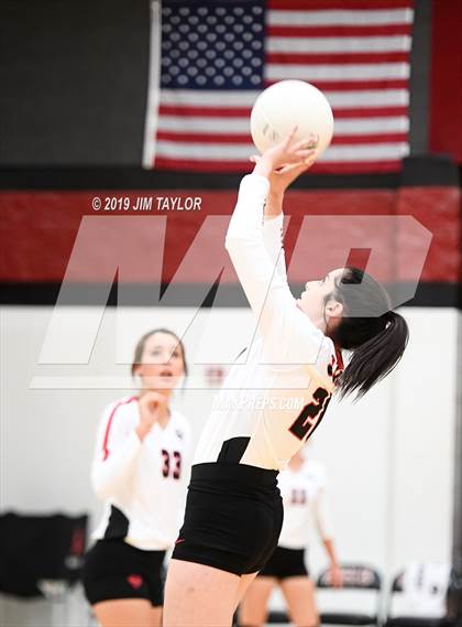 Thumbnail 1 in Gustine @ Strawn photogallery.