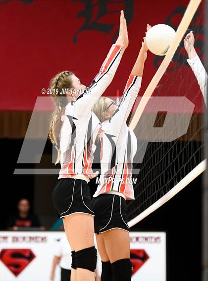 Thumbnail 2 in Gustine @ Strawn photogallery.