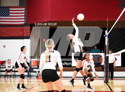 Thumbnail 1 in Gustine @ Strawn photogallery.