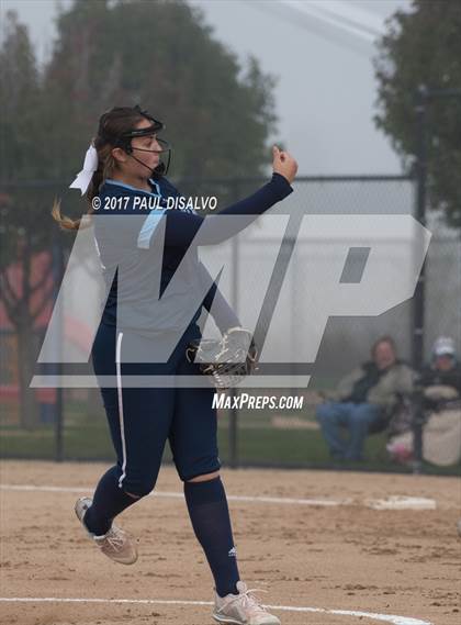 Thumbnail 1 in Valor Christian vs. Mesa Ridge (CHSAA 4A Regional State Qualifier) photogallery.