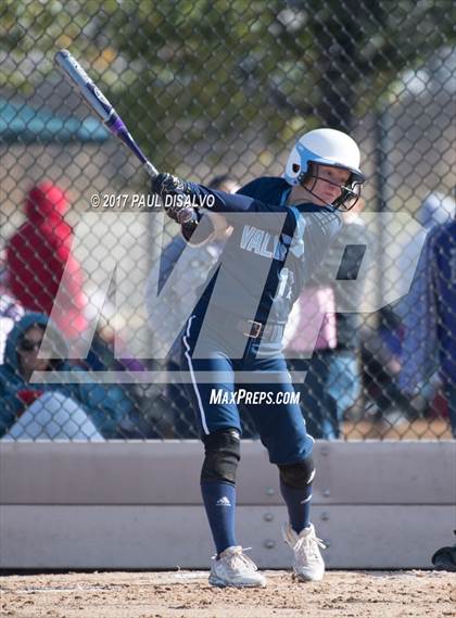 Thumbnail 2 in Valor Christian vs. Mesa Ridge (CHSAA 4A Regional State Qualifier) photogallery.
