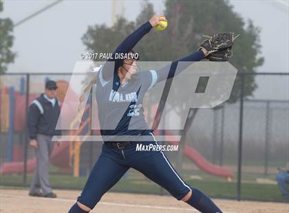Thumbnail 3 in Valor Christian vs. Mesa Ridge (CHSAA 4A Regional State Qualifier) photogallery.