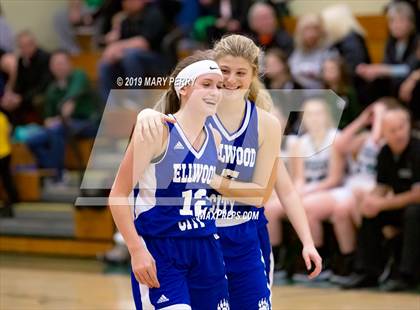 Thumbnail 1 in Lincoln vs. Riverside photogallery.