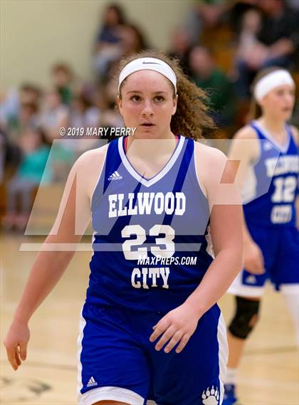 Thumbnail 3 in Lincoln vs. Riverside photogallery.