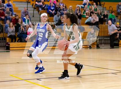 Thumbnail 2 in Lincoln vs. Riverside photogallery.