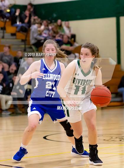 Thumbnail 3 in Lincoln vs. Riverside photogallery.
