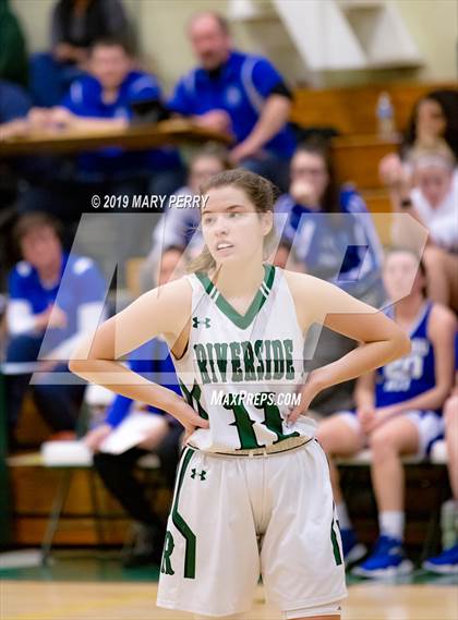 Thumbnail 3 in Lincoln vs. Riverside photogallery.