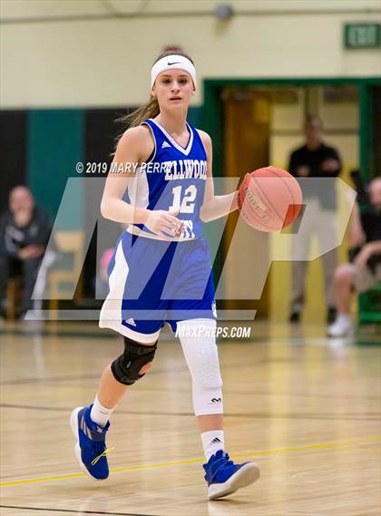 Thumbnail 3 in Lincoln vs. Riverside photogallery.