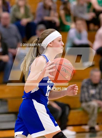 Thumbnail 3 in Lincoln vs. Riverside photogallery.