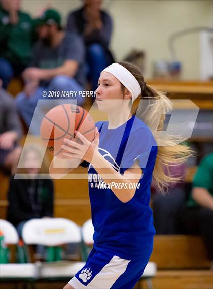 Thumbnail 3 in Lincoln vs. Riverside photogallery.