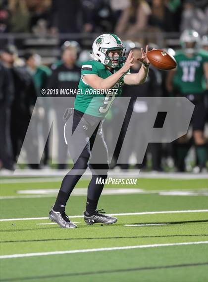 Thumbnail 2 in Lewisville @ Carroll (UIL 6A Bi-District Playoff) photogallery.