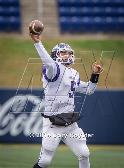 Thumbnail 2 in DeMatha vs. Gonzaga (WCAC Semifinal) photogallery.