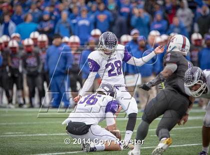 Thumbnail 3 in DeMatha vs. Gonzaga (WCAC Semifinal) photogallery.