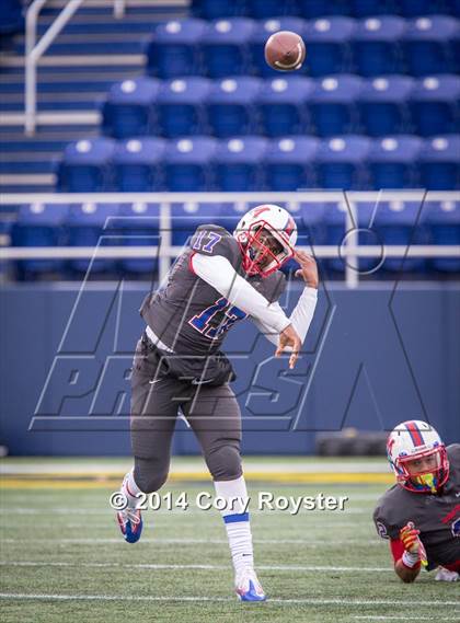 Thumbnail 3 in DeMatha vs. Gonzaga (WCAC Semifinal) photogallery.