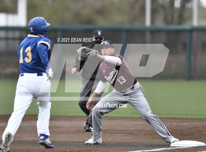 Thumbnail 1 in Lockport vs. Sandburg photogallery.