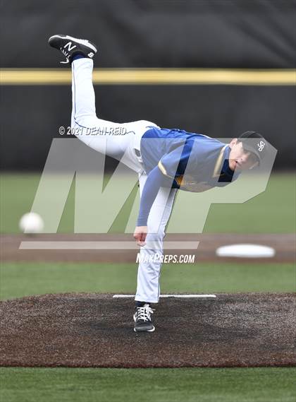Thumbnail 1 in Lockport vs. Sandburg photogallery.