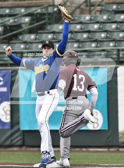 Thumbnail 3 in Lockport vs. Sandburg photogallery.