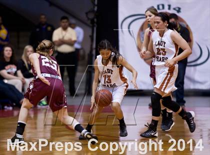 Thumbnail 3 in Selma vs Sierra (CIF CS D3 Final) photogallery.