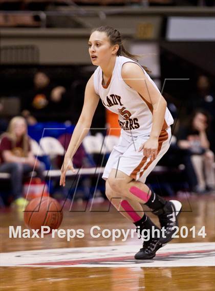 Thumbnail 1 in Selma vs Sierra (CIF CS D3 Final) photogallery.