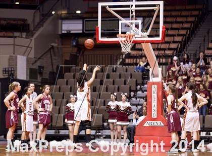 Thumbnail 1 in Selma vs Sierra (CIF CS D3 Final) photogallery.