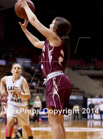 Thumbnail 3 in Selma vs Sierra (CIF CS D3 Final) photogallery.