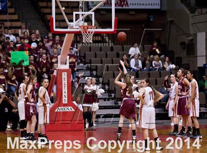 Thumbnail 2 in Selma vs Sierra (CIF CS D3 Final) photogallery.