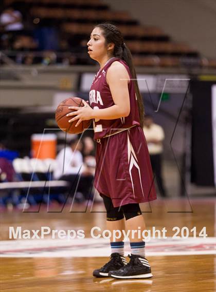 Thumbnail 3 in Selma vs Sierra (CIF CS D3 Final) photogallery.