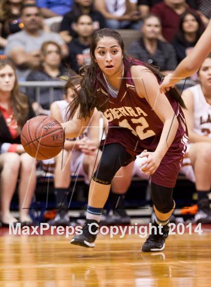 Thumbnail 2 in Selma vs Sierra (CIF CS D3 Final) photogallery.