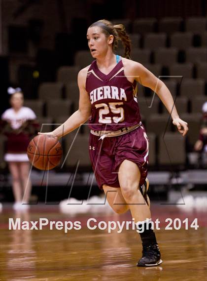 Thumbnail 1 in Selma vs Sierra (CIF CS D3 Final) photogallery.