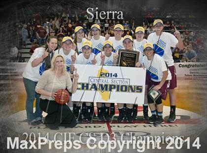 Thumbnail 2 in Selma vs Sierra (CIF CS D3 Final) photogallery.