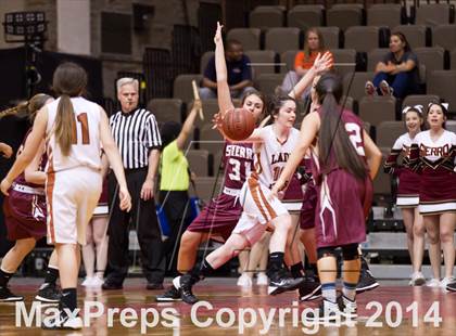 Thumbnail 3 in Selma vs Sierra (CIF CS D3 Final) photogallery.