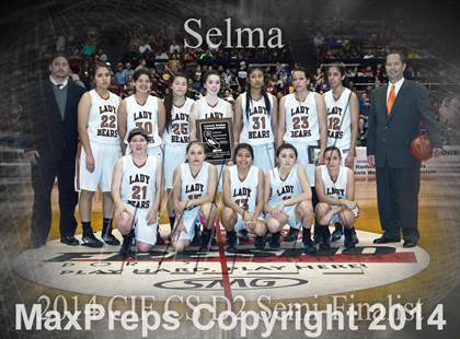 Thumbnail 3 in Selma vs Sierra (CIF CS D3 Final) photogallery.